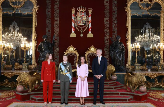 Fiesta Nacional / La alcaldesa de Alcalá, Judith Piquet, asistió a la recepción del Palacio Real 