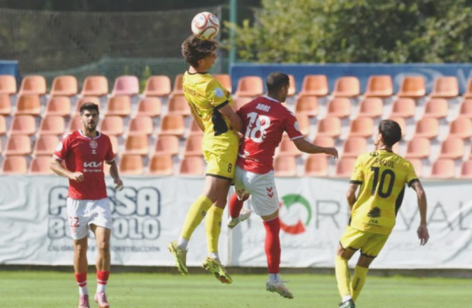 El Navalcarnero rompe la tendencia. (RSD Alcalá 1 – Navalcarnero 3)