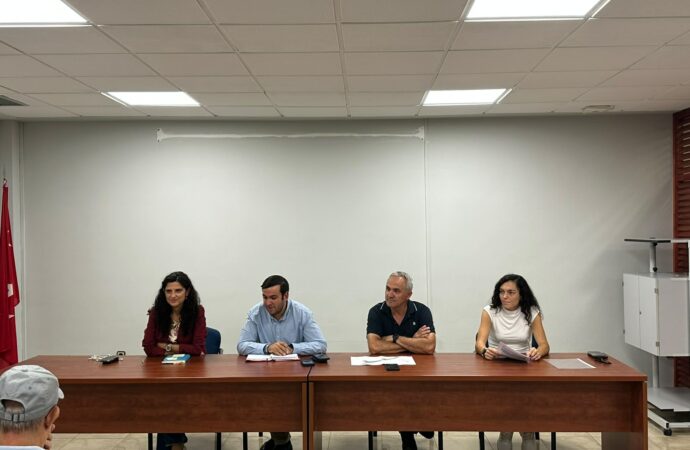 El Ayuntamiento de Alcalá informa a los vecinos del Chorrillo sobre el proyecto de renovación de la calle Pedro del Campo